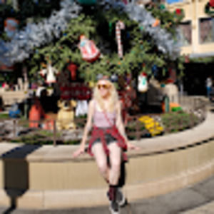 Meet your Posher, Julie